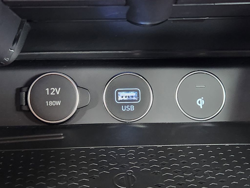 Used 2023 Genesis G70 3.3T w/ Sport Advanced Package image 19