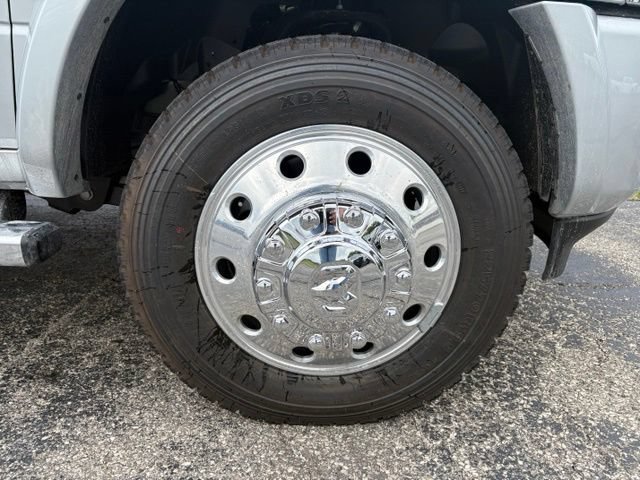 New 2026 RAM 5500 4x4 Crew Cab w/ Laramie Trim Package image 21