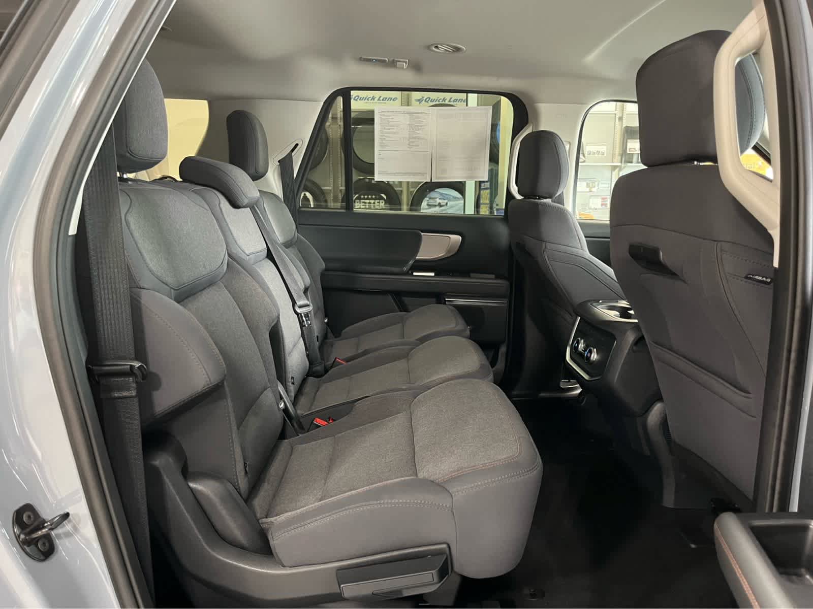 Used 2025 Ford Expedition Max Active AWD/4WD image 39
