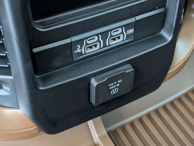 Used 2020 RAM 1500 Laramie AWD/4WD image 25