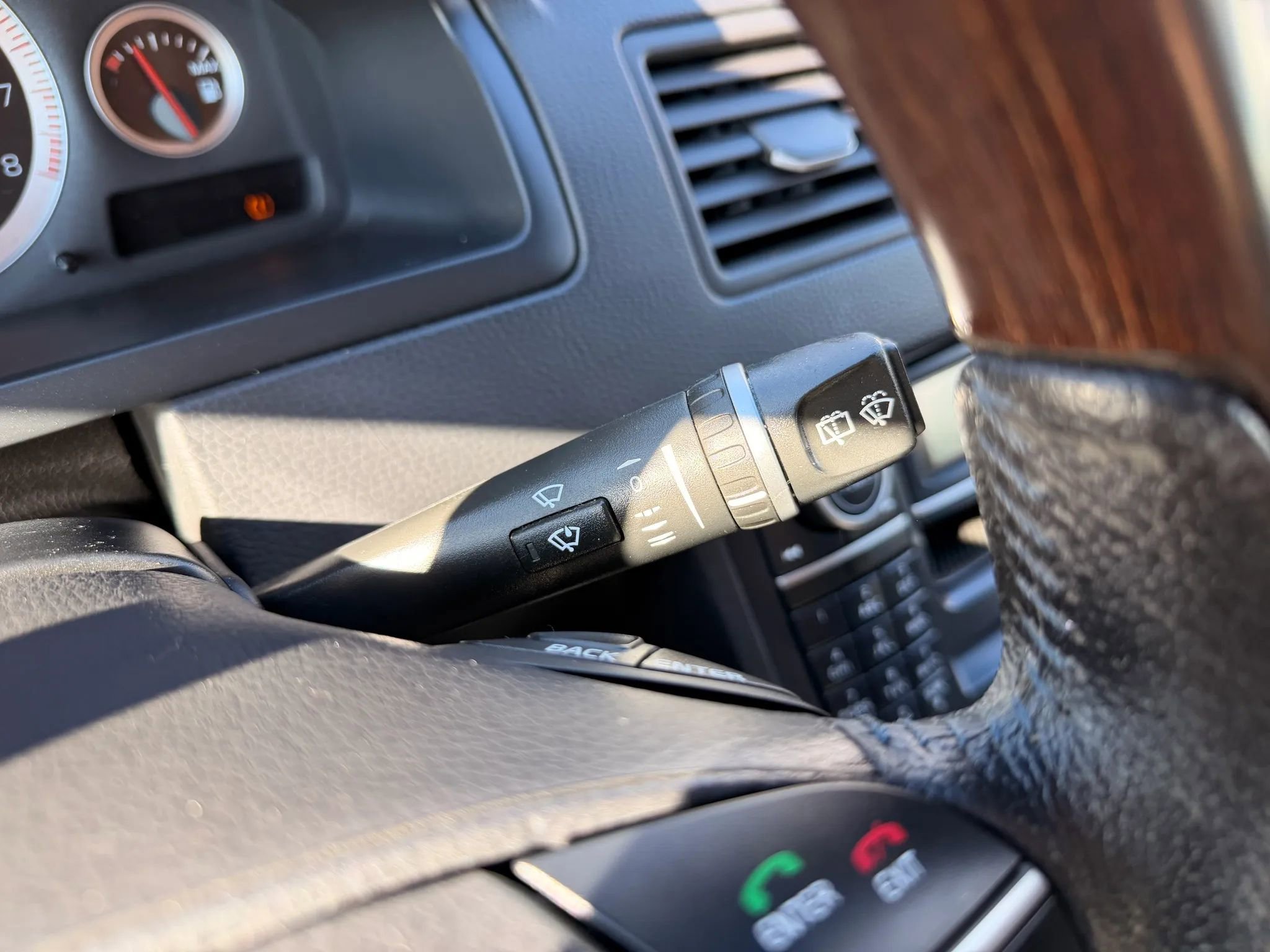 Used 2011 Volvo XC90 3.2 image 36