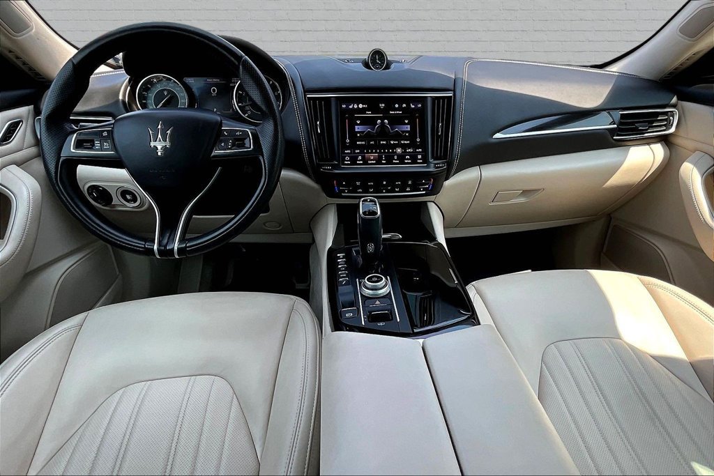 Used 2022 Maserati Levante Modena AWD/4WD image 7