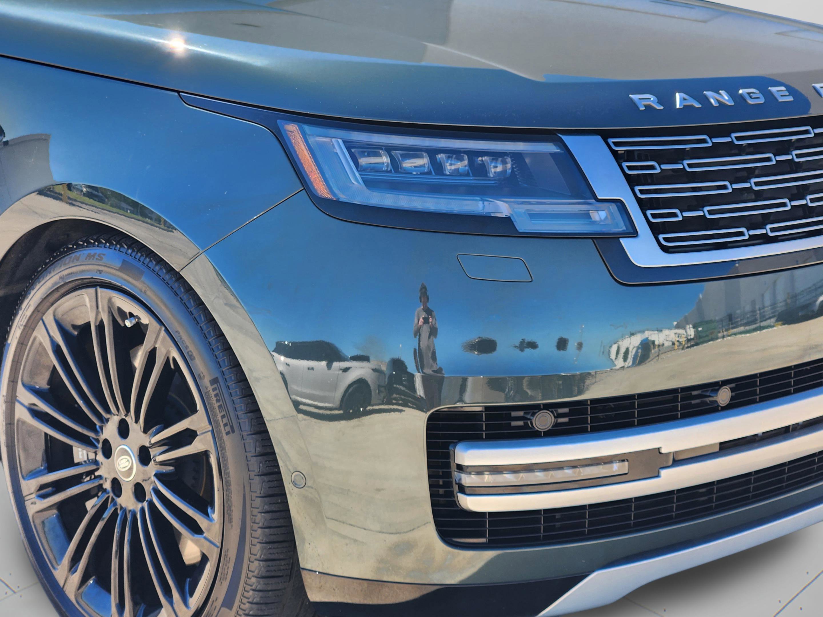 Certified 2025 Land Rover Range Rover Long Wheelbase Autobiography AWD/4WD image 33