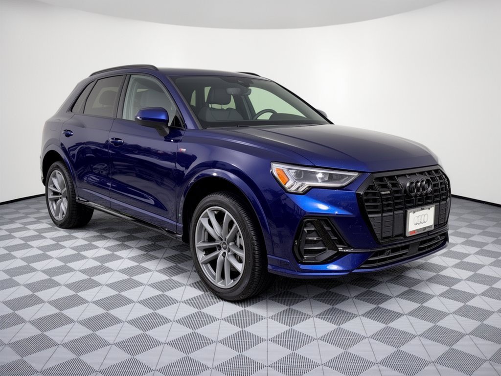 Certified 2025 Audi Q3 2.0T Premium w/ Convenience Package AWD/4WD image 7