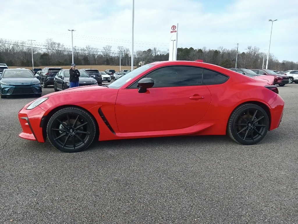 Used 2023 Toyota GR86 Premium image 6