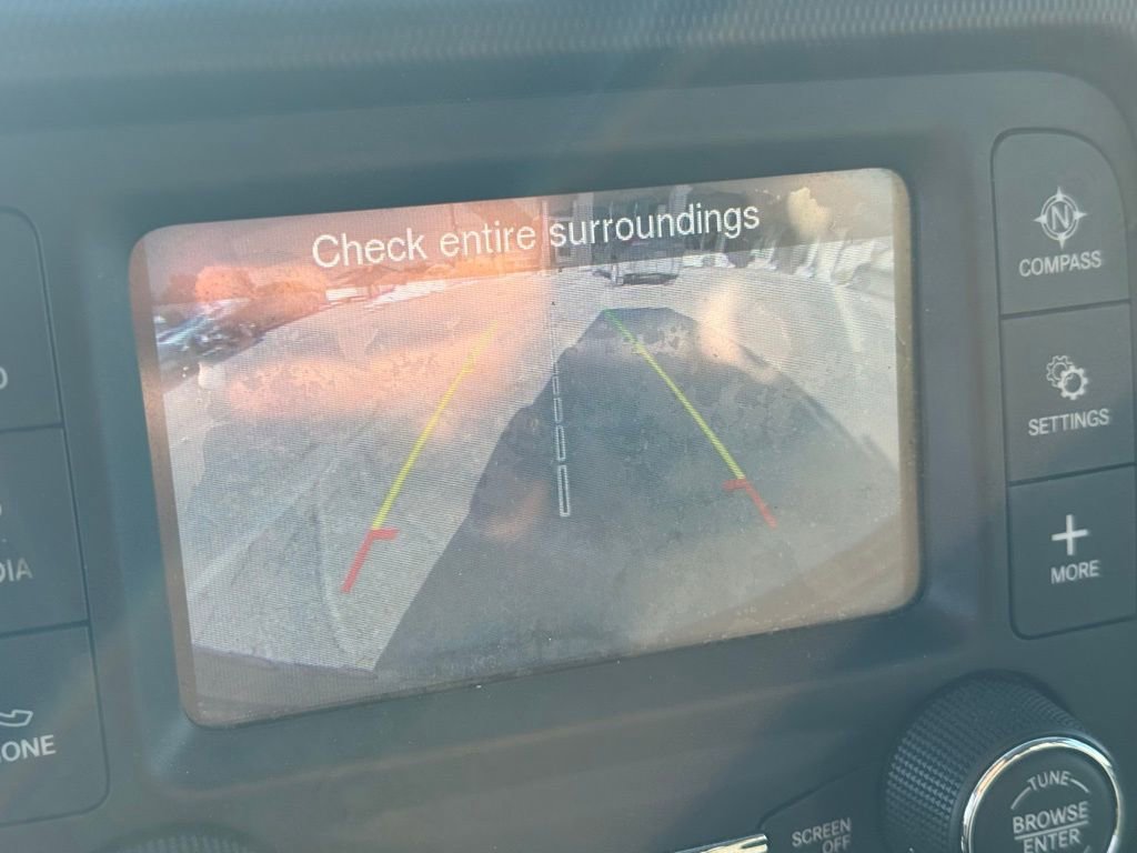 Used 2018 Jeep Wrangler Unlimited Sport image 28