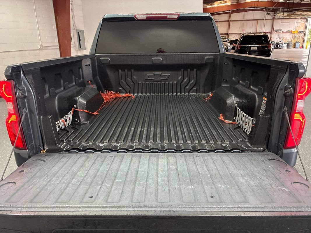 Used 2021 Chevrolet Silverado 1500 Custom w/ Safety Confidence Package AWD/4WD image 18