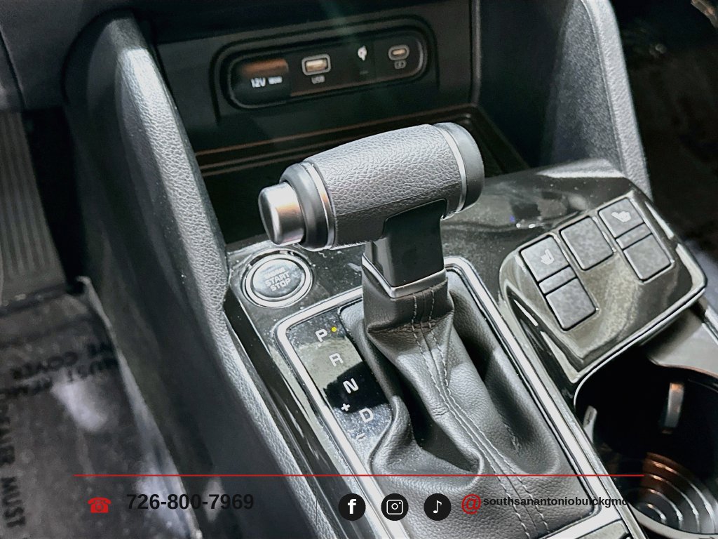 Used 2025 Kia Sportage EX FWD image 18