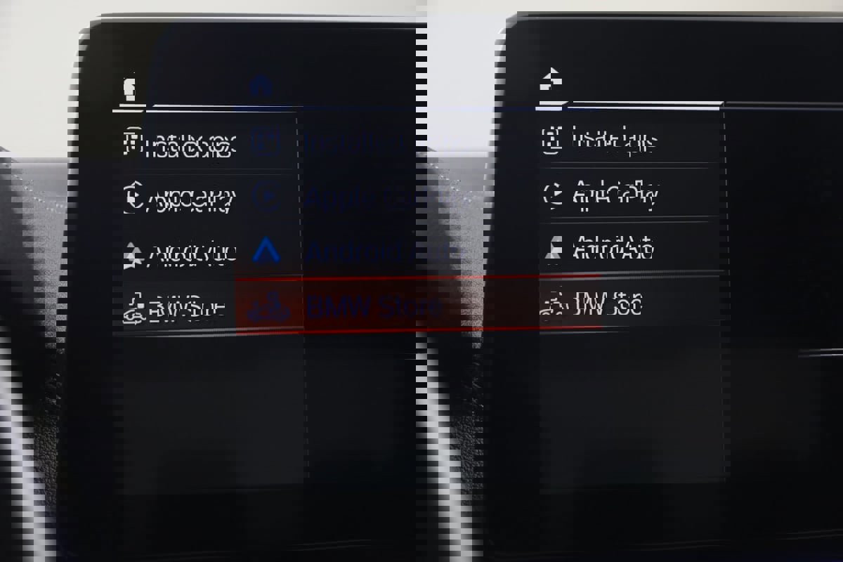 Used 2023 BMW M550i xDrive w/ Executive Package image 43