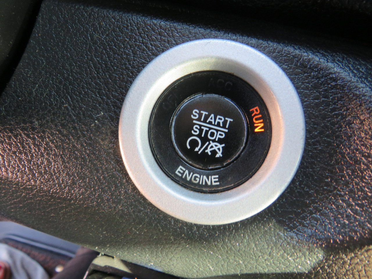 Used 2015 RAM 1500 Laramie Longhorn w/ Convenience Group image 11