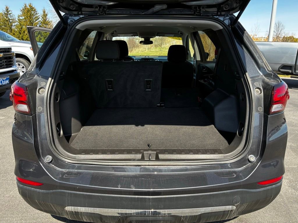 Used 2023 Chevrolet Equinox LT image 38