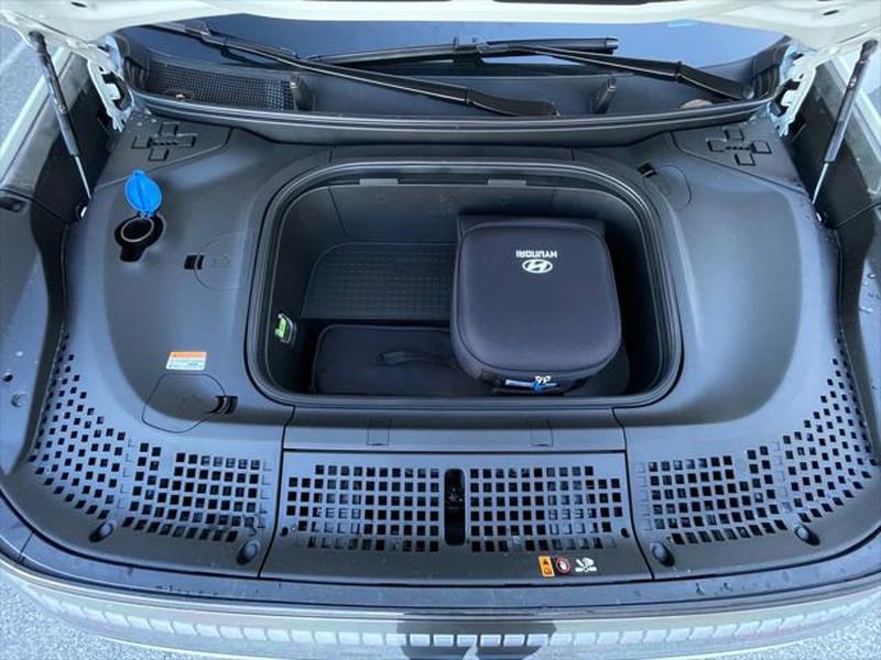 New 2026 Hyundai Ioniq 9 Limited image 37