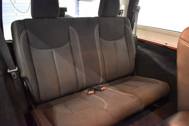Used 2015 Jeep Wrangler Sahara AWD/4WD image 19