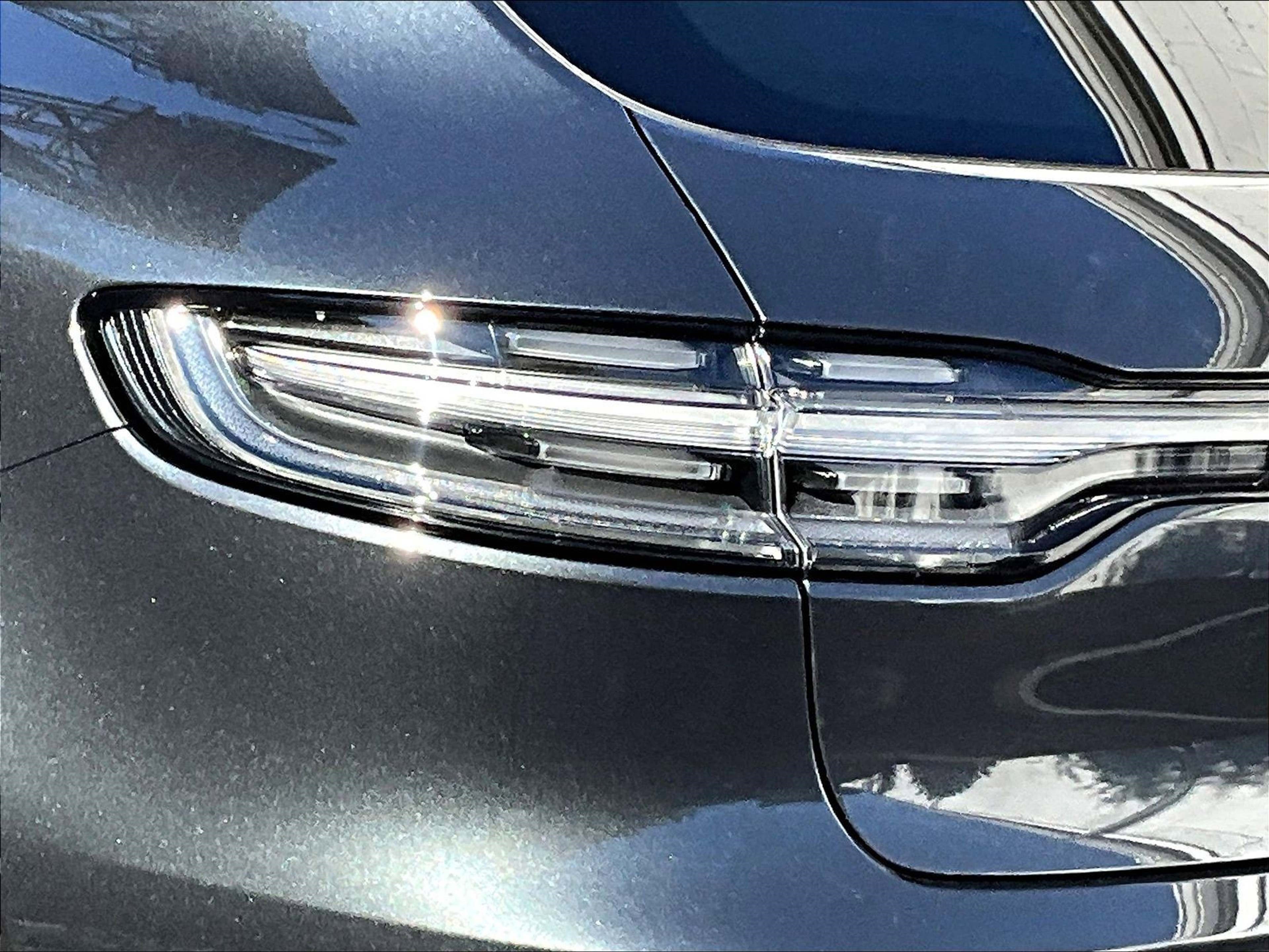 New 2026 Porsche Macan GTS image 25