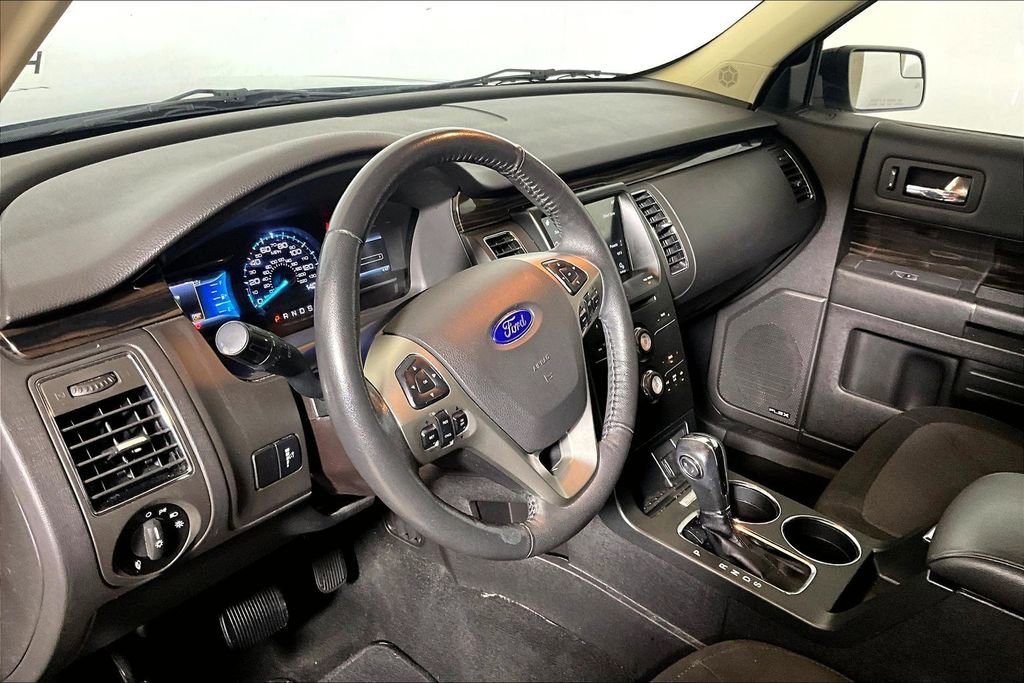Used 2019 Ford Flex SEL FWD image 10