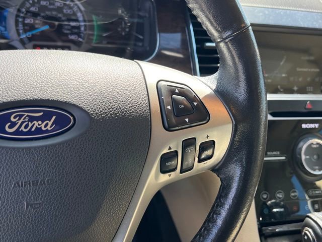 Used 2016 Ford Taurus Limited w/ Equipment Group 301A AWD/4WD image 22