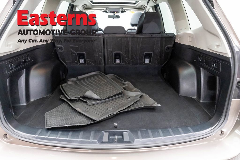 Used 2022 Subaru Forester Premium image 9