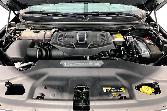 Used 2023 Jeep Wagoneer Series III w/ Premium Group I image 32