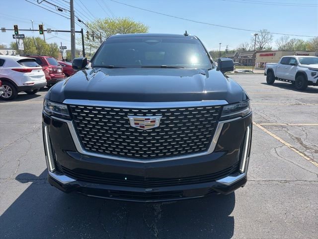 Used 2021 Cadillac Escalade Premium Luxury image 2
