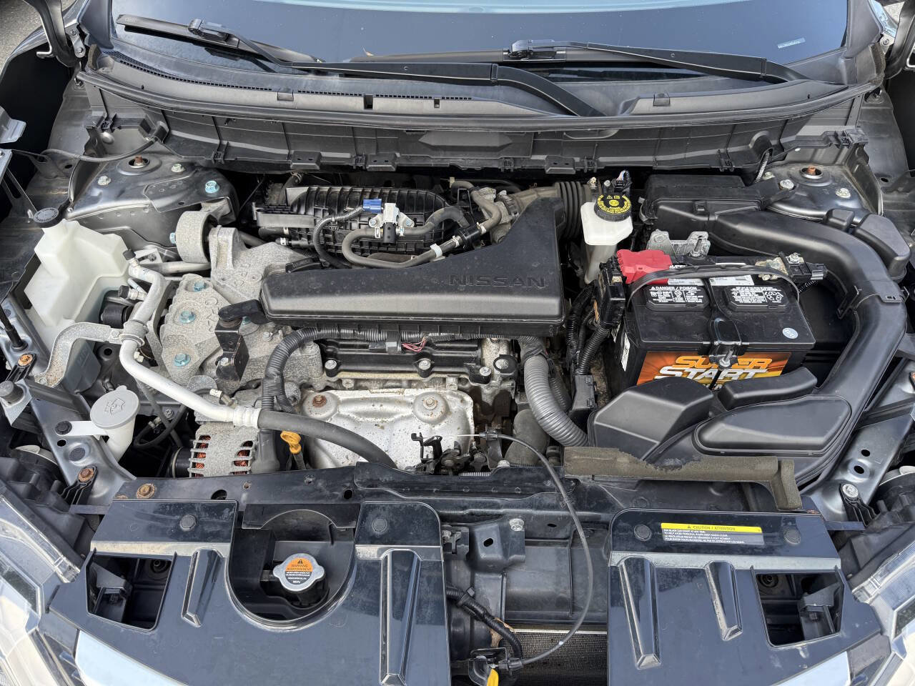 Used 2017 Nissan Rogue SV w/ SV Premium Package image 27