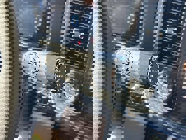 New 2025 Ford F250 Lariat w/ Lariat Ultimate Package image 16