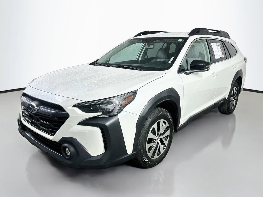 Used 2024 Subaru Outback Premium AWD/4WD image 3