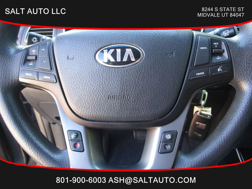 Used 2015 Kia Sorento LX image 10