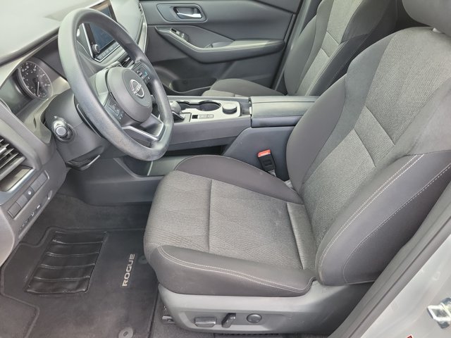 Used 2024 Nissan Rogue SV AWD/4WD image 13
