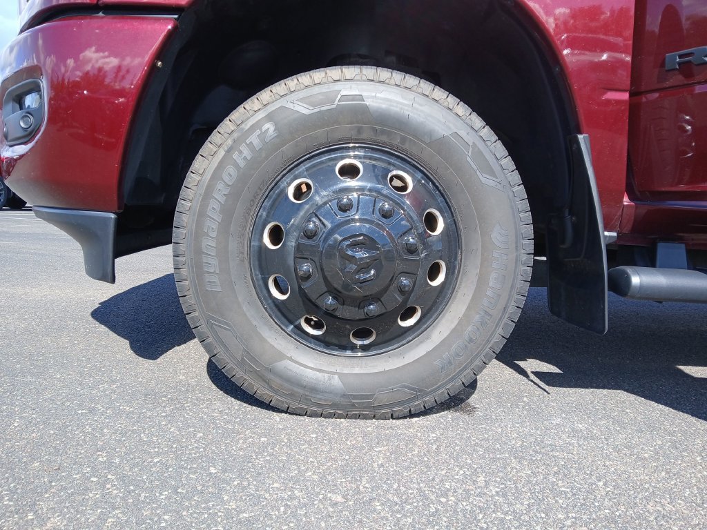 Used 2023 RAM 3500 Laramie AWD/4WD image 29