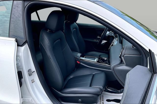 Certified 2025 Mercedes-Benz CLA 250 4MATIC image 32