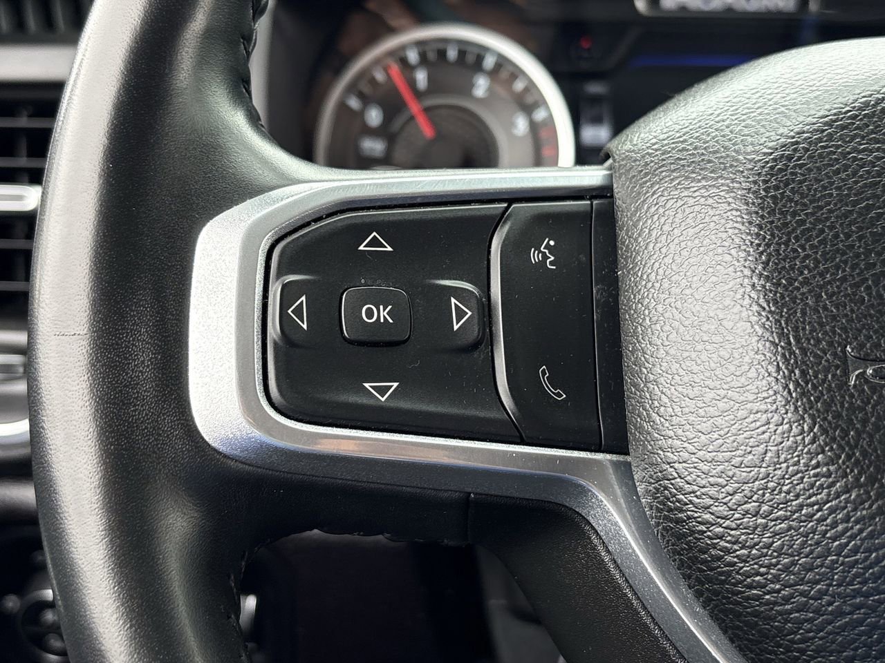 Used 2024 RAM 3500 Laramie w/ Towing Technology Group AWD/4WD image 16