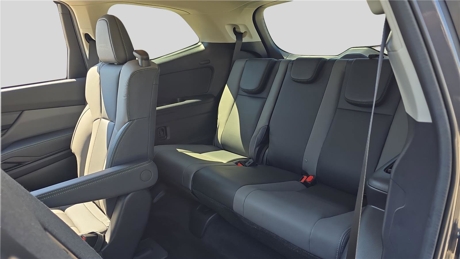 Used 2023 Subaru Ascent Onyx Edition AWD/4WD image 19