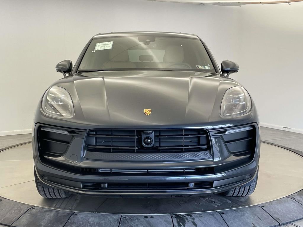 New 2026 Porsche Macan image 10