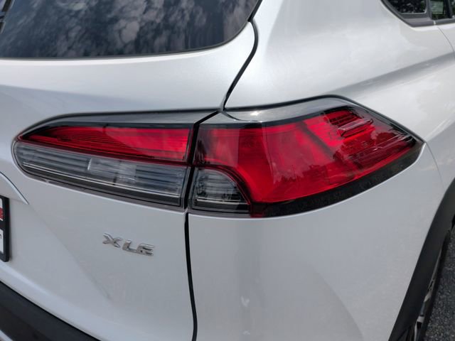 Used 2024 Toyota Corolla Cross XLE FWD image 12