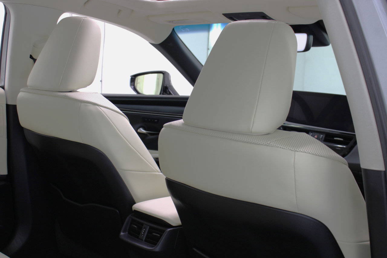 Used 2022 Lexus ES 350 w/ Premium Package image 41