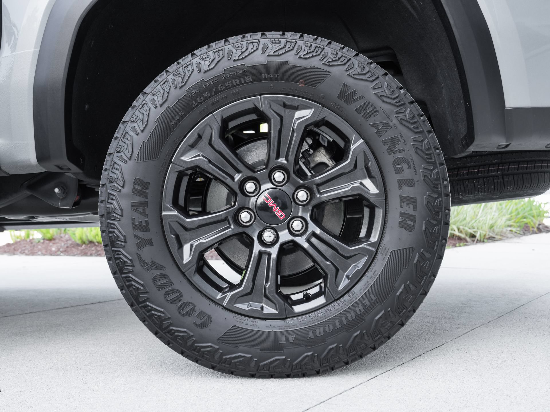 Used 2025 GMC Canyon Elevation w/ Convenience Package RWD image 30