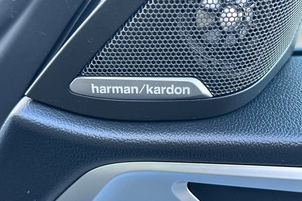 Used 2023 BMW i4 eDrive40 w/ Premium Package image 19