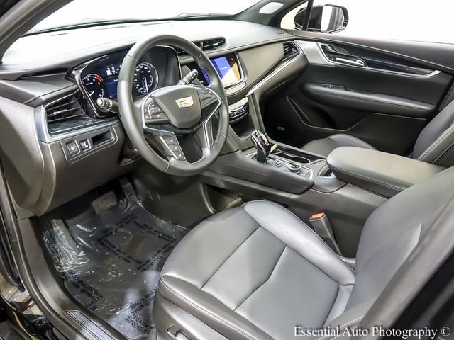 Certified 2025 Cadillac XT5 Premium Luxury w/ LPO, Floor Liner Package AWD/4WD image 11