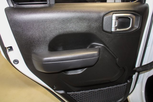 Used 2024 Jeep Wrangler Unlimited image 20