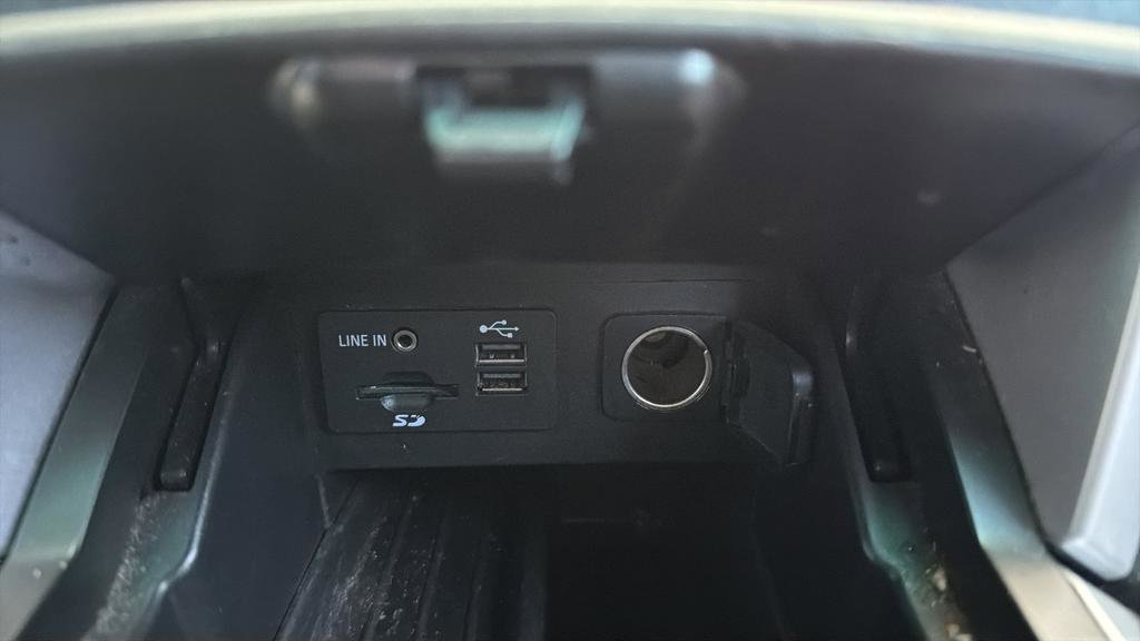 Used 2015 Ford Explorer XLT w/ Equipment Group 202B image 18