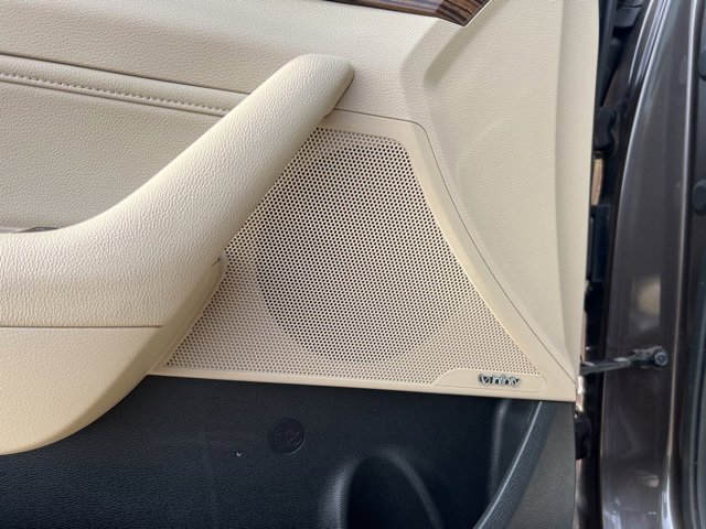 Used 2016 Hyundai Sonata Limited w/ Option Group 05 image 14