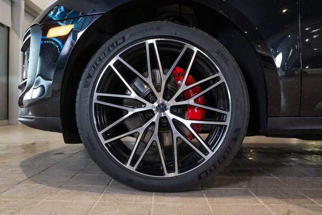 New 2026 Porsche Macan S AWD/4WD image 11