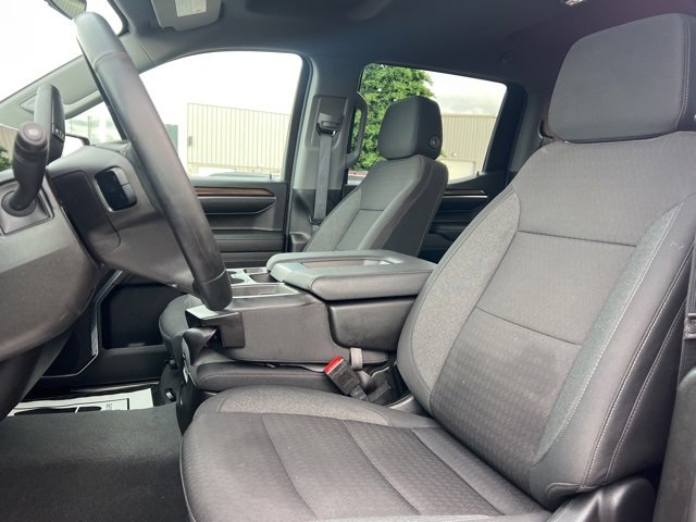 Used 2024 Chevrolet Silverado 1500 LT image 15