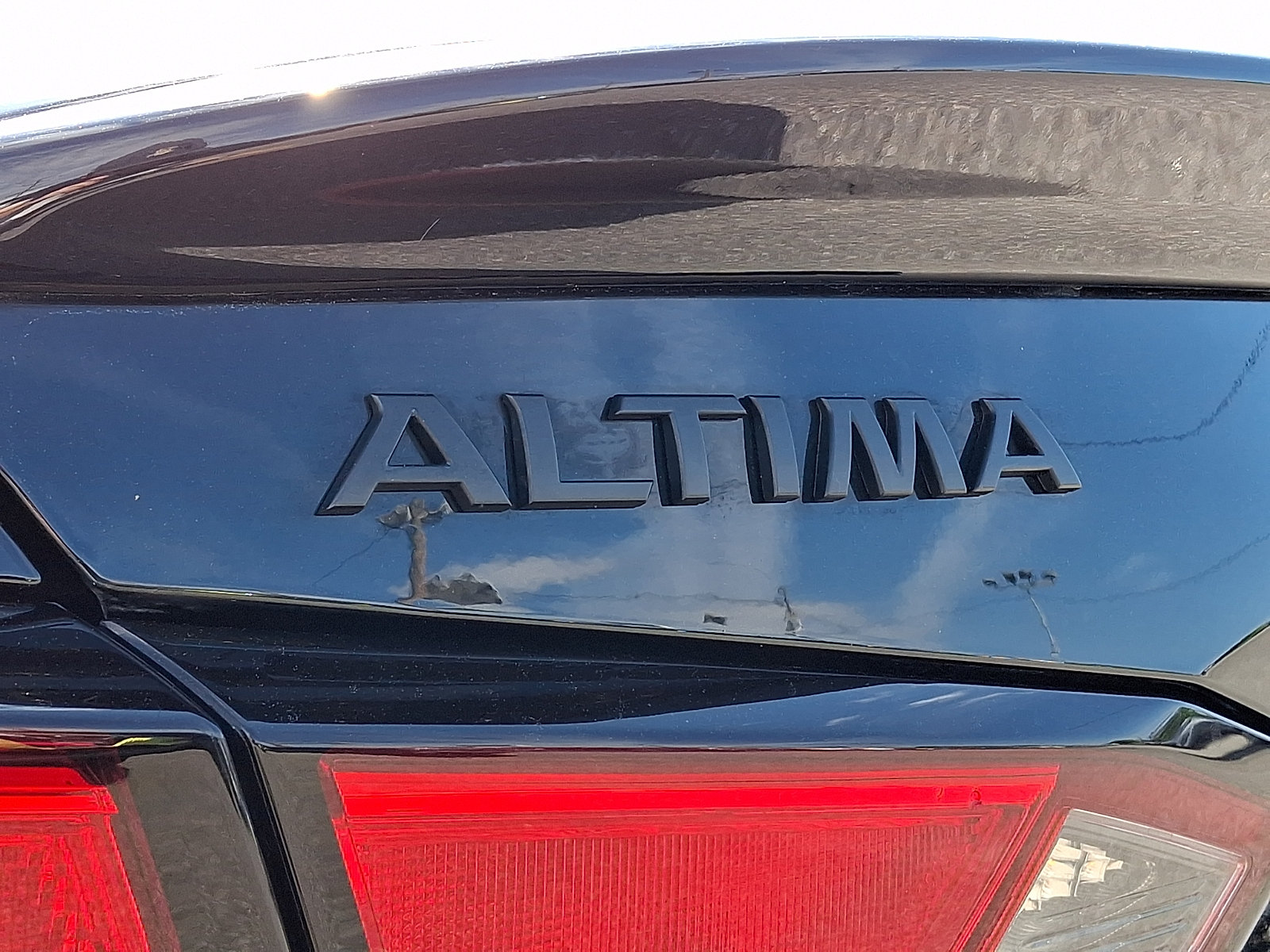 Certified 2022 Nissan Altima 2.5 SR w/ Midnight Edition Package FWD image 28