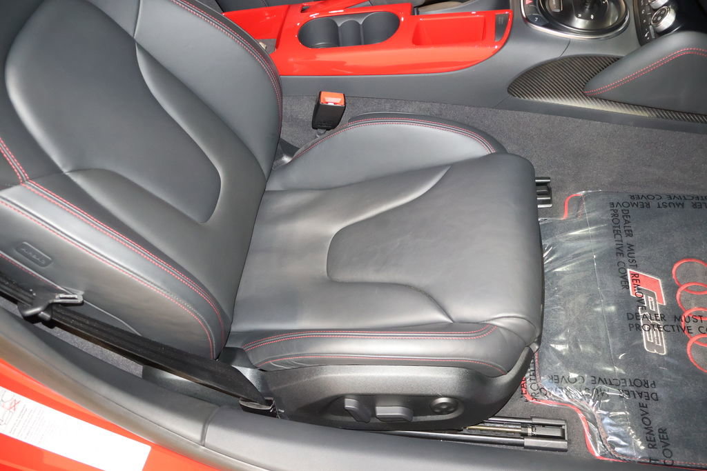 Used 2012 Audi R8 GT image 30