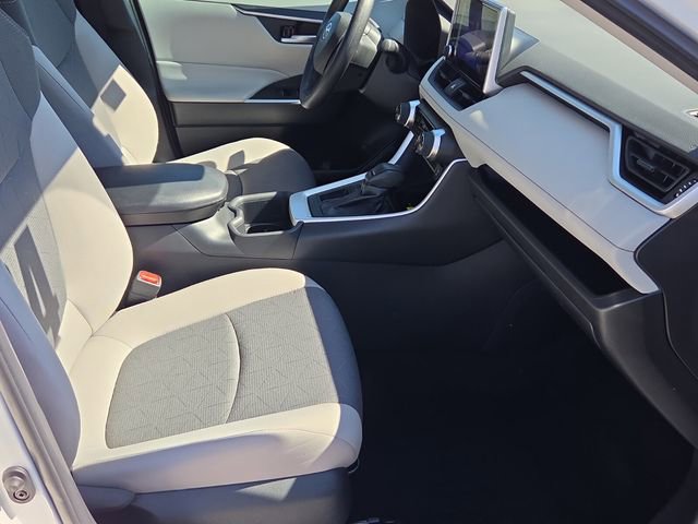 Used 2024 Toyota RAV4 XLE w/ Convenience Package image 19