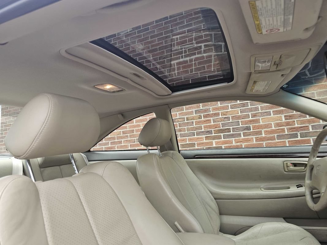 Used 1999 Toyota Solara SLE w/ Sport Pkg FWD image 11