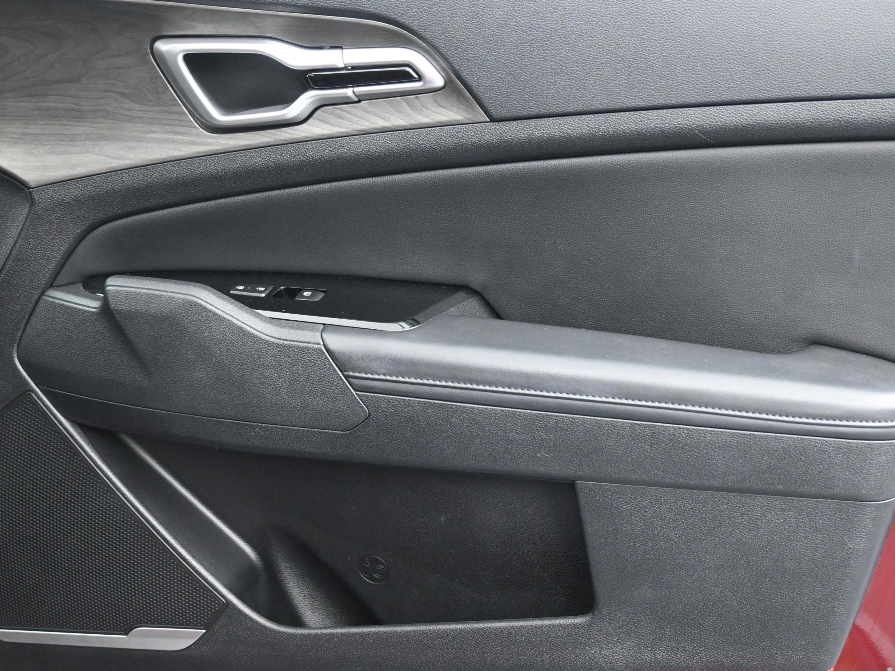 Used 2024 Kia Sportage X-Line w/ X-Line Premium Package image 15