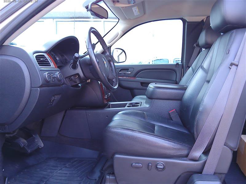 Used 2011 Chevrolet Silverado 1500 LTZ w/ LTZ Plus Package AWD/4WD image 5