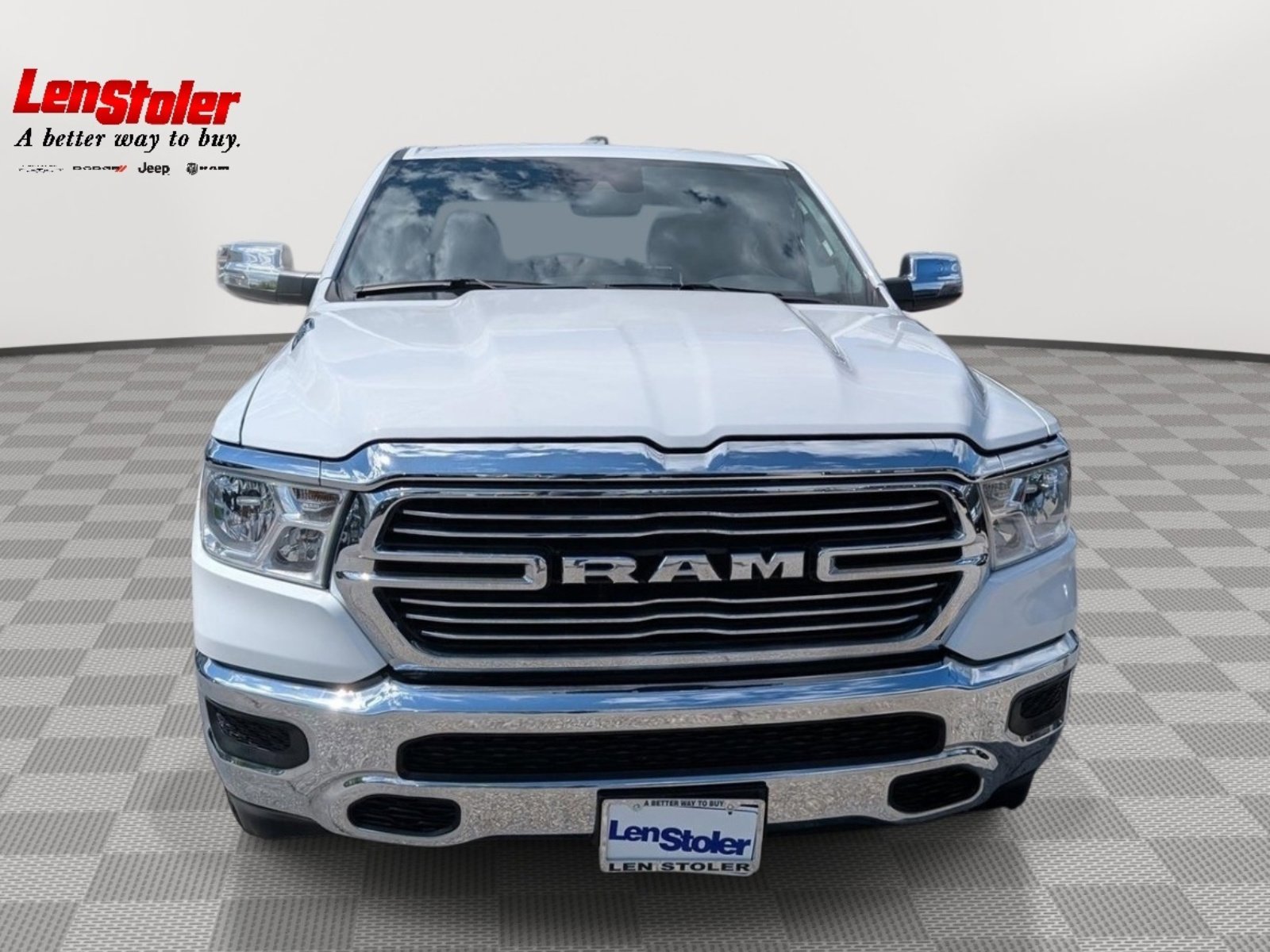 Used 2024 RAM 1500 Laramie AWD/4WD image 8